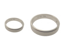 Увеличение размера кольца из серебра со вставкой металла в Екатеринбурге